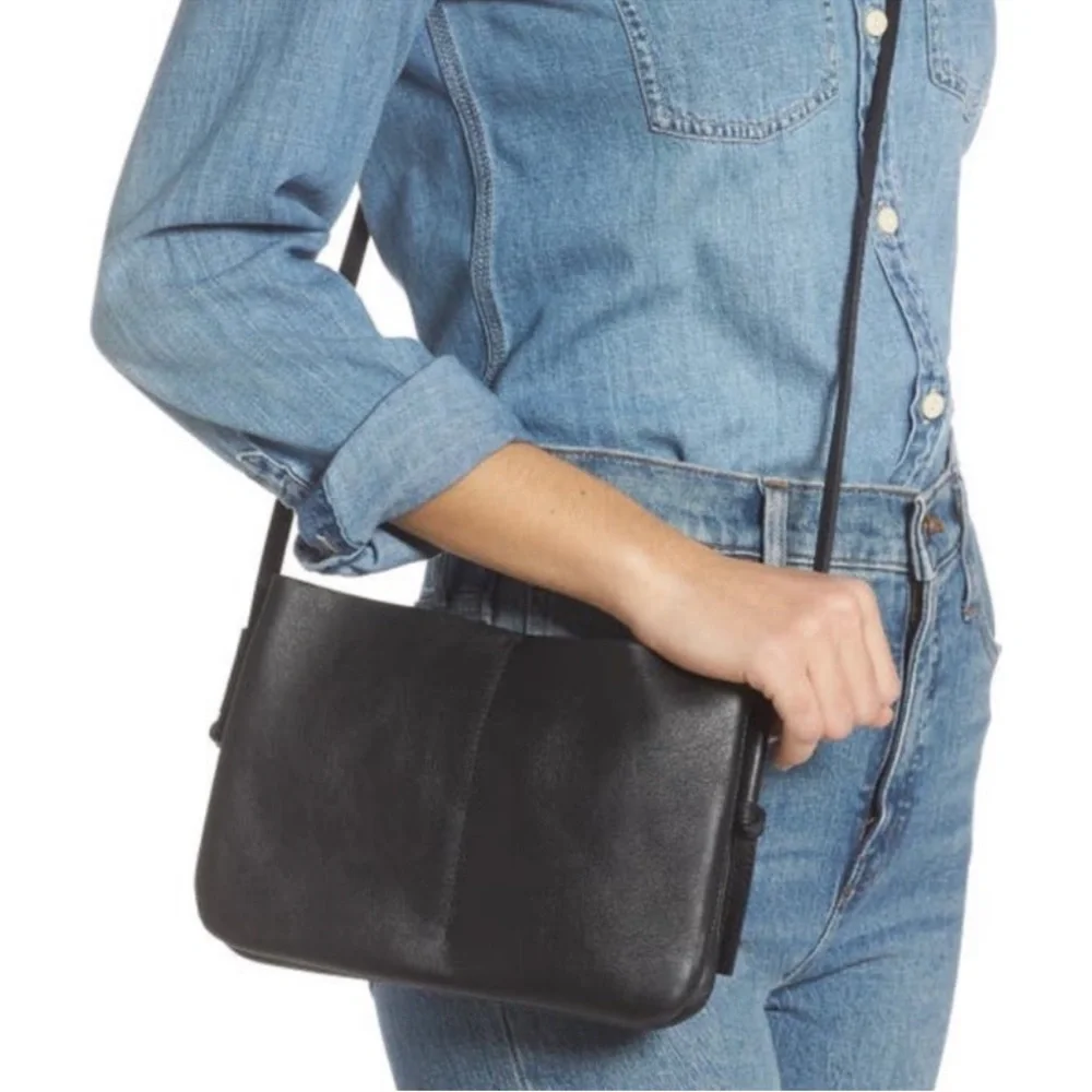 Madewell Knotted Crossbody Bag - Picture 2 of 10